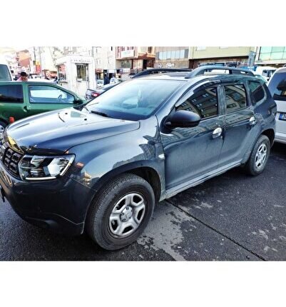 Dacia Duster Cam Rüzgarlığı 2017 - 2020 Yılı Ve Sonrası Uyumludur