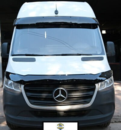 Mercedes Sprinter 2018-2025 W907 Kaput Rüzgarlığı Koruyucu Siyah Kaput Koruma Aksesuarı