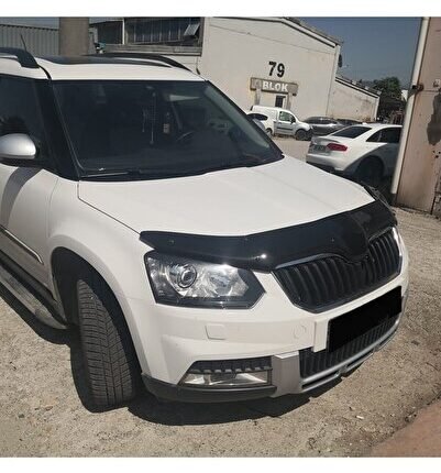 Skoda Yeti Ön Kaput Rüzgarlığı Maskesi 2013-2017 arası Parlak Siyah