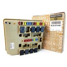 Clio 3 Modus Sigorta Kutusu 8200674661 8200456181