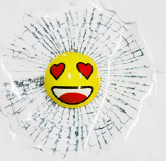 1721849753301211_min.png Emoji Toplu 3 Boyutlu Kırık Cam Sticker - Görsel 1