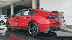 Honda Civic FE1 2022 İçin Uyumlu Arka Flap Takımı Piano Black