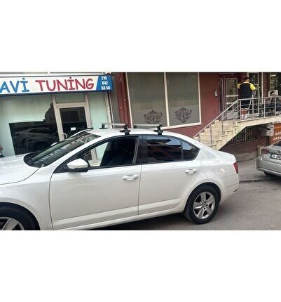 Skoda Octavia Oluksuz Tip Port Bagaj Tavan Çıtası Ara Atkı Kapıdan Sıkıştırmalı