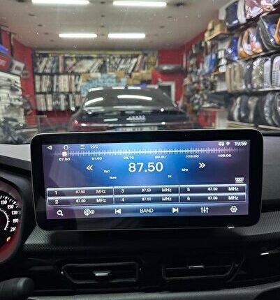 Dacia Sandero Uyumlu Android 12 Carplay Mercedes Model Navigasyon Multimedya - 2GB Ram 32GB H