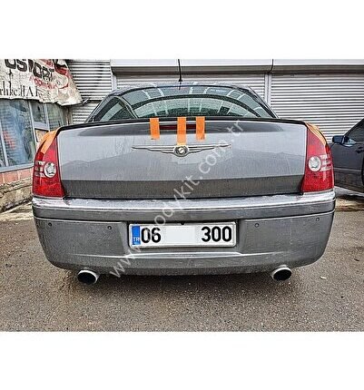 Chrysler 300 C Uyumlu Yedek Parça Spoiler