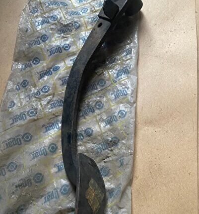 MURAT 131 DOĞAN/ŞAHİN/KARTAL ESKİ KASA FREN  PEDALI  OPAR