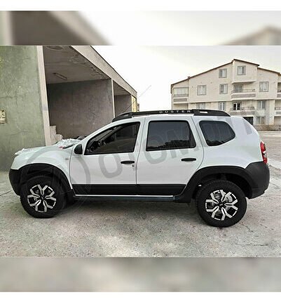 Dacia Duster Dodik Seti 12 Parça 2010-2017 Model v2 Enjeksiyon Baskı