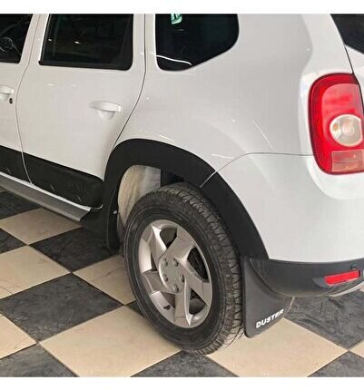 Dacia Duster Dodik Seti - Çamurluk, Düz Model (8 Parça) | (2010-2018)