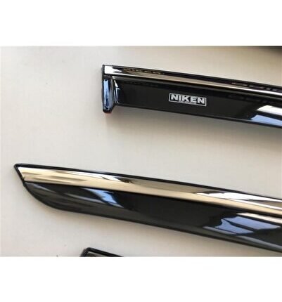 Dacia Duster Krom Çıtalı Cam Rüzgarlığı 2024-