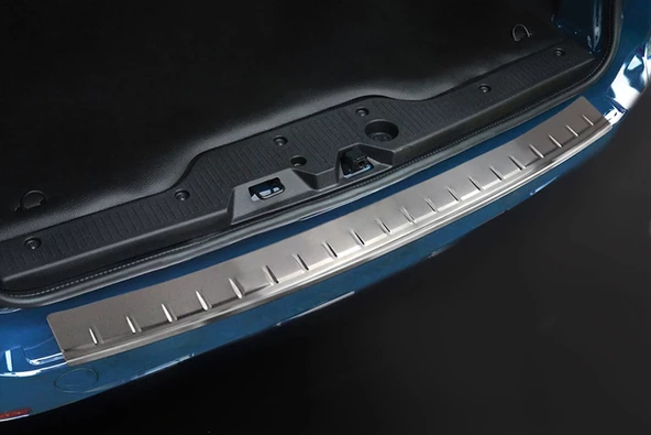 bb003647-d862-426a-9cfb-a994f9da044f.webp OMSA Renault Express Krom Arka Tampon Eşiği Taşlı 2021 ve Sonrası - Görsel 1